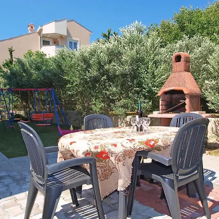 Apartamento Marko-4 By Interhome
