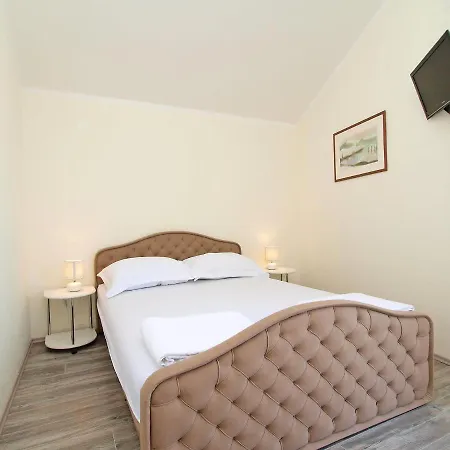 Marko-4 By Interhome Apartamento
